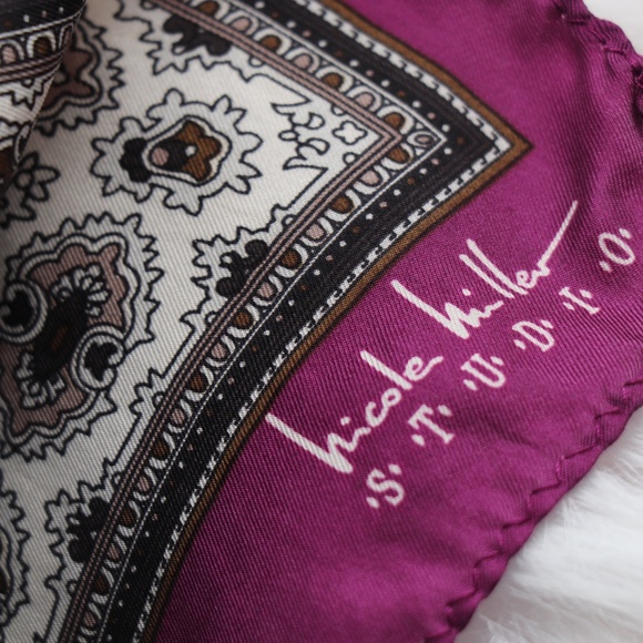 Nicole Miller: Silk Wrap - Picture 8 of 8